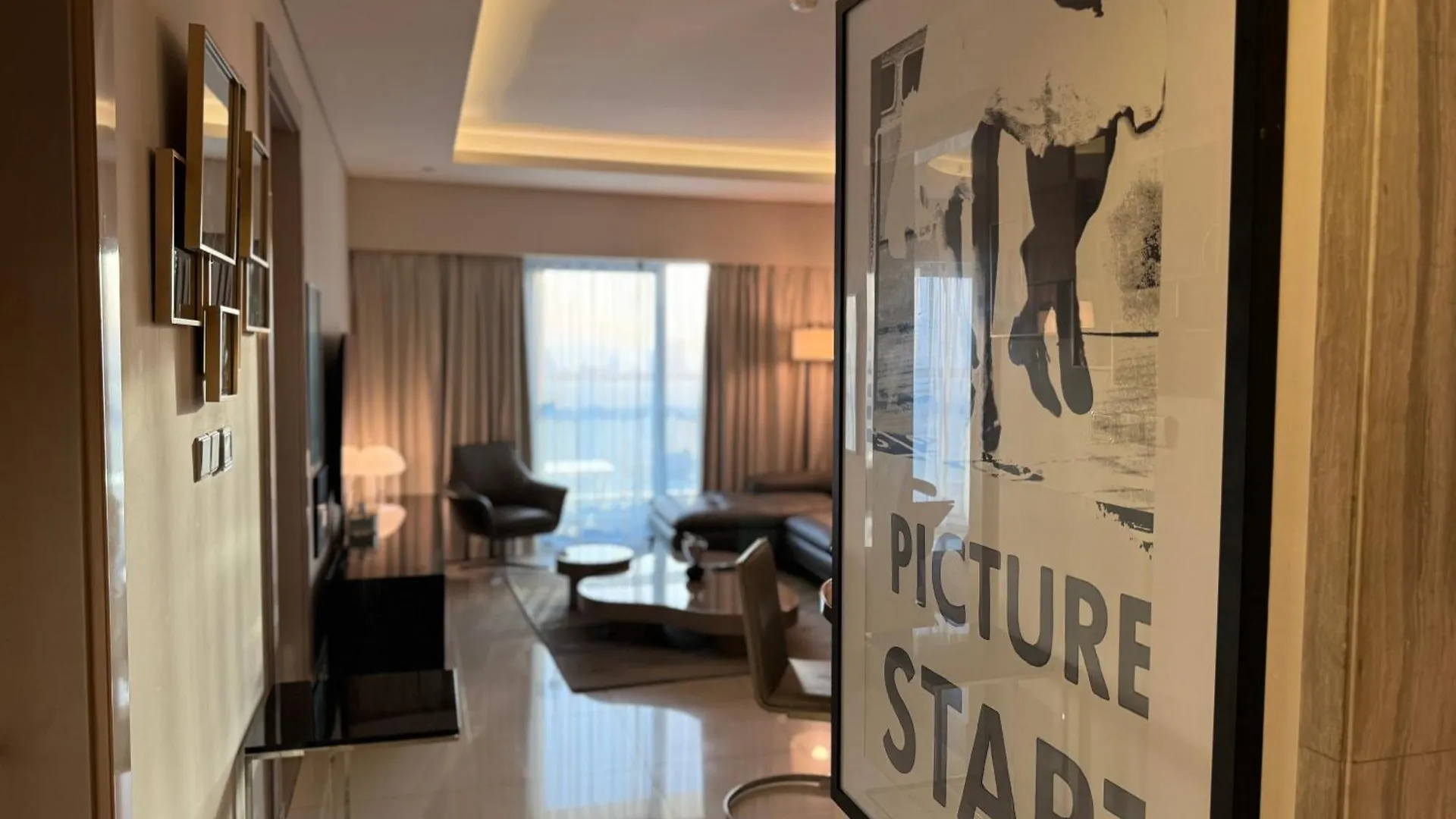 Royal Apartments By Damac Paramount Towers B Burj Khalifa Views Dubaj