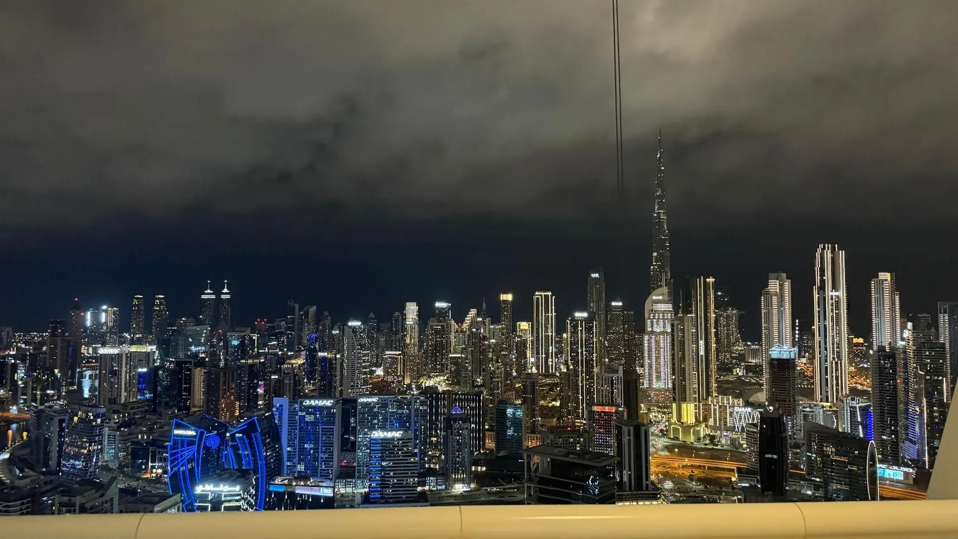 Royal Apartments By Damac Paramount Towers B Burj Khalifa Views Dubaj 0*,  Egyesült Arab Emírségek