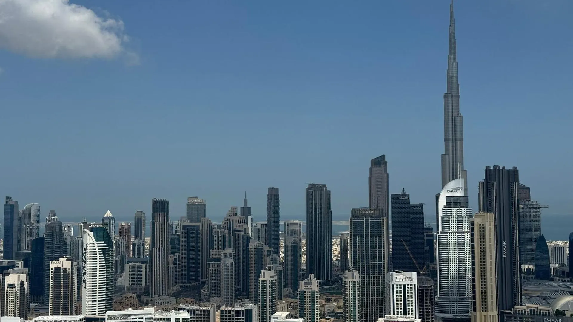 Royal Apartments By Damac Paramount Towers B Burj Khalifa Views Dubai