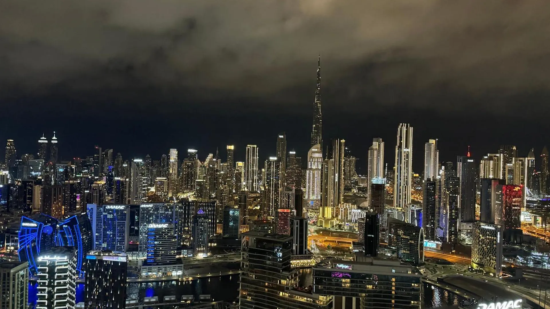 Royal Apartments By Damac Paramount Towers B Burj Khalifa Views Dubai 0*,  United Arab Emirates