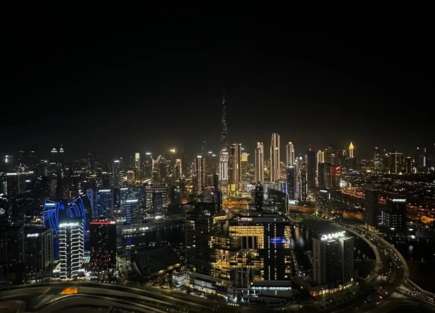 Royal Apartments By Damac Paramount Towers B Burj Khalifa Views Dubai