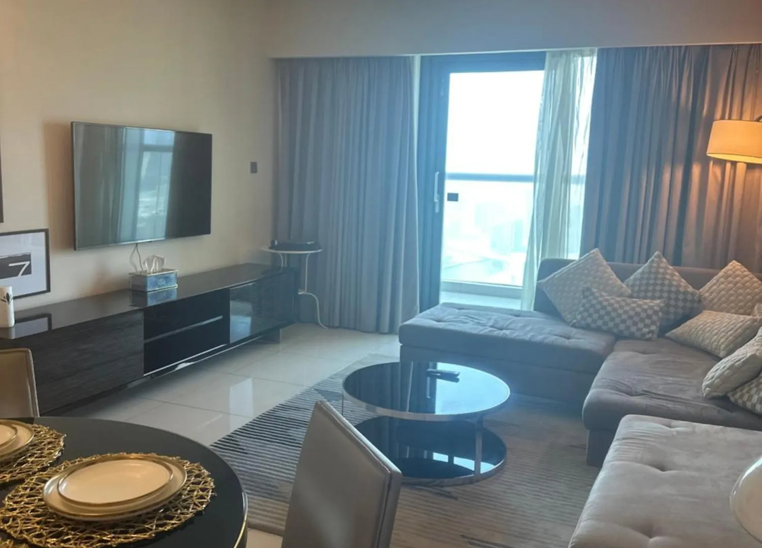 Royal Apartments By Damac Paramount Towers B Burj Khalifa Views Dubai