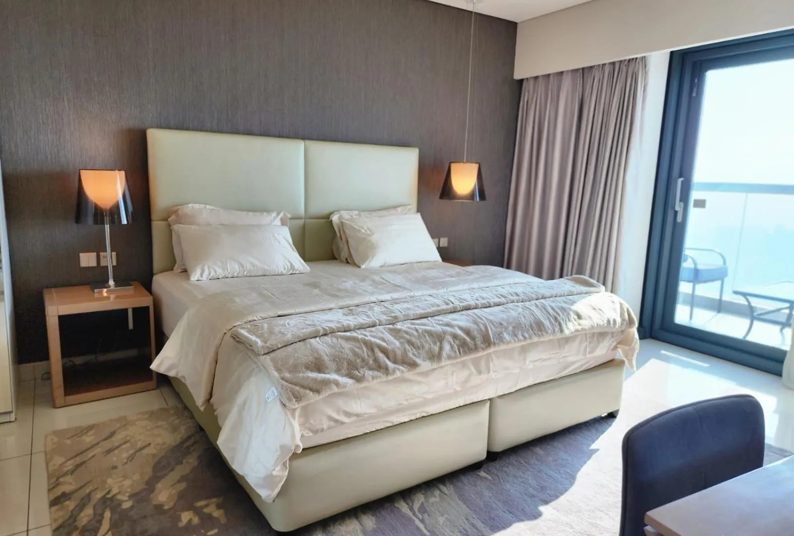 Royal Apartments By Damac Paramount Towers B Burj Khalifa Views Dubaj